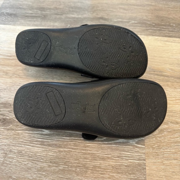 Alegria Joleen Black Floral Tar Tooled Shoe Size EU 37 / US 7 - 7.5 - Picture 6 of 7